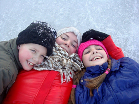 keep kids safe while sledding