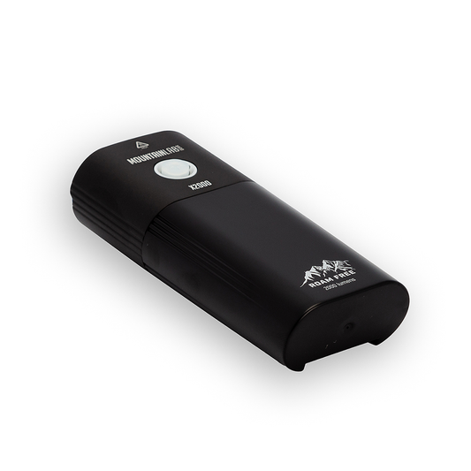  Mountain Lab x2000 Lumen Flashlight Kit