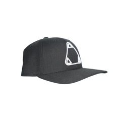 [Color:::Black] Tobe Triangle Flat Bill Hat