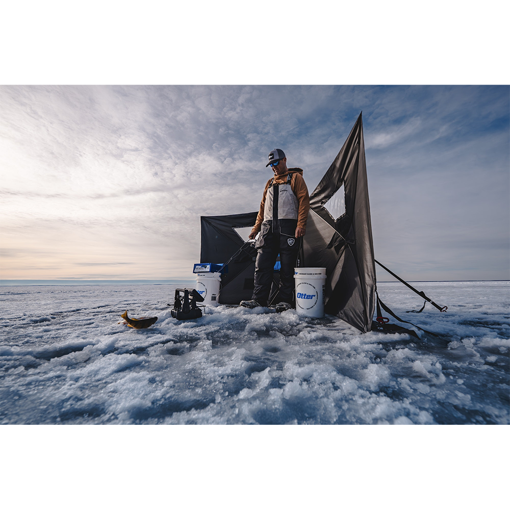 Otter Windbreak V-Hub Portable Ice Shelter – Up North Sports